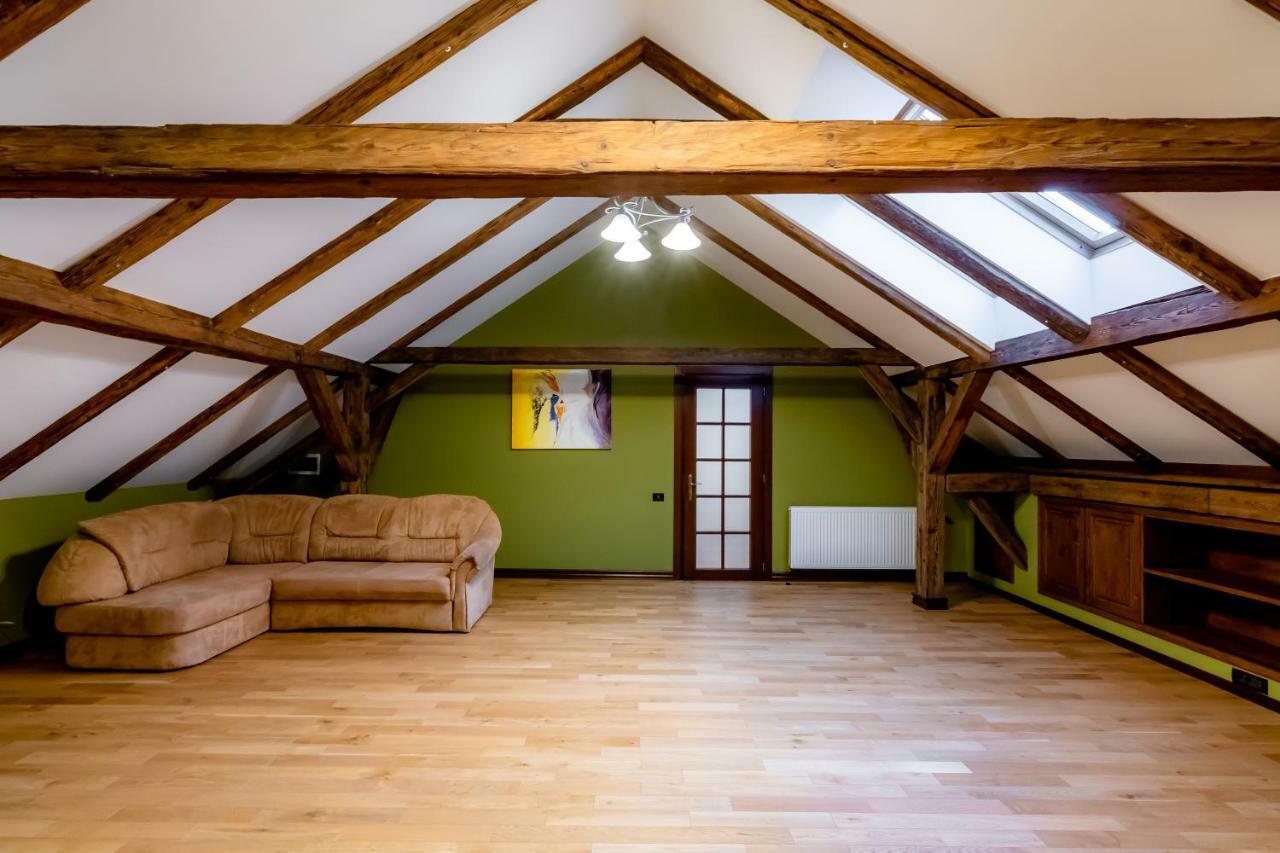 Apartament Lux Unirii Temesvár Kültér fotó